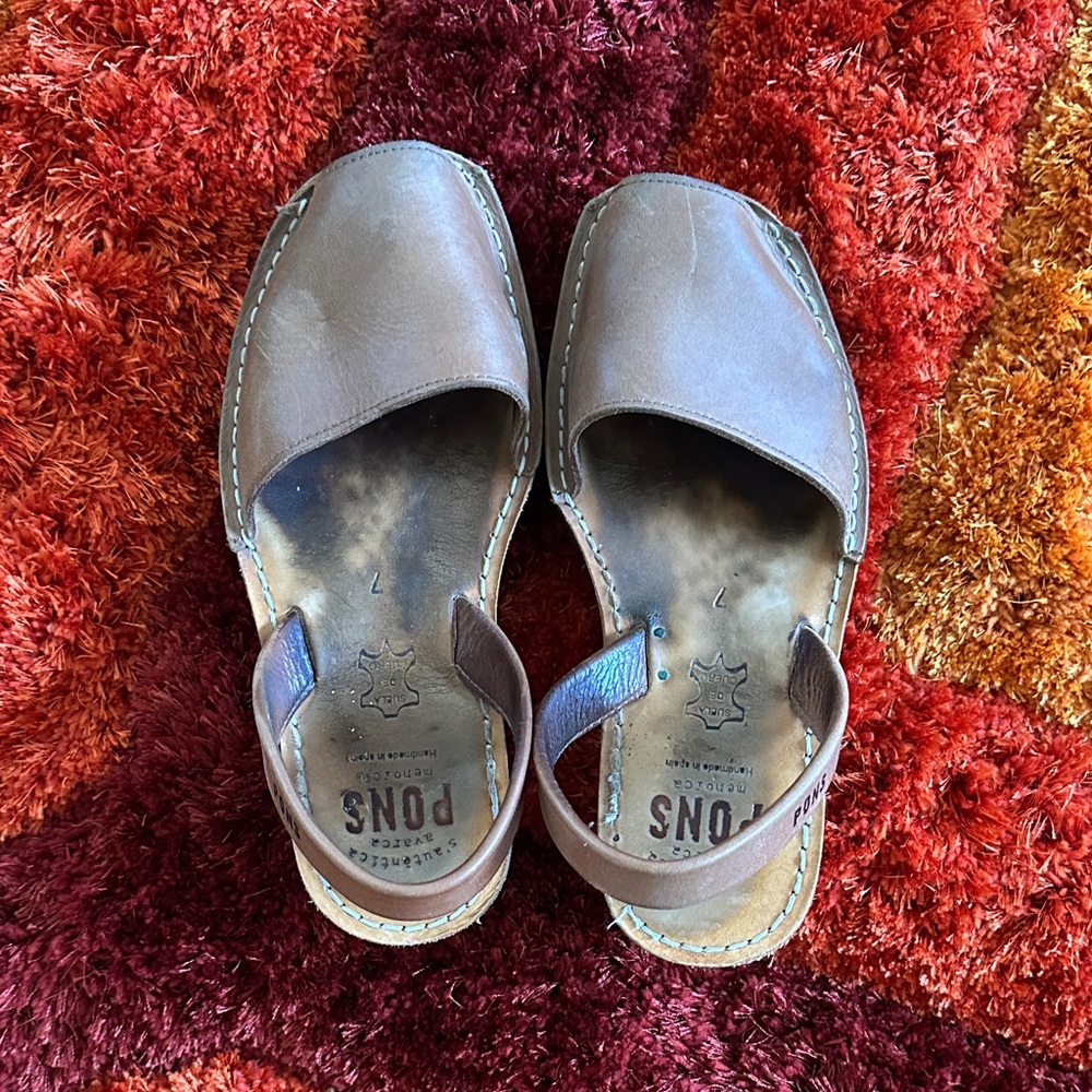 PONS Leather Sandals